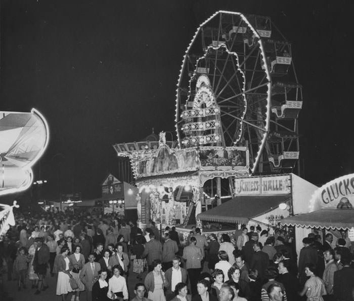 Riesenrad Mitte 20. Jahrhundert